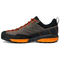 Chaussures D'approche Scarpa Mescalito Titanium Mango -Magasin De Matériel De Camping En Plein Air 3683ee3693a13cda133c13cf4e36af5f562364bb E22SCARCHA2216320 3