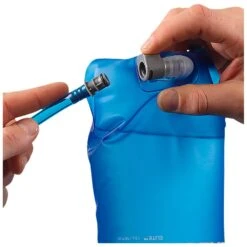 Poche à Eau Salomon Soft Reservoir 1.5L Clear Blue -Magasin De Matériel De Camping En Plein Air 3a6dbf8a53ba5d0f4057c2ae260d8de8f0b7de67 E23SALOACC376156 SALO0638107 902