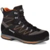 Chaussures De Trek Et Montagne Aku Trekker Lite III Wide GTX Black Orange -Magasin De Matériel De Camping En Plein Air a95db07a9c64a6da628f5f8f0340ef1cff67cac6 E220AKUCHA2215046 0