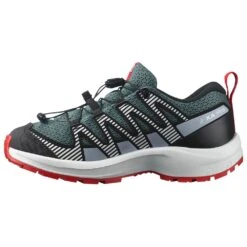 Chaussures De Randonnée Salomon Xa Pro V8 J Stormy Weather Zen Blue Goji Berry -Magasin De Matériel De Camping En Plein Air ff6df64ed94f4cfe57b39edb0175f32a9893a522 E23SALOCHA3362744 1